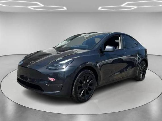 TESLA MODEL Y 2024 7SAYGDEE1RF084194 image